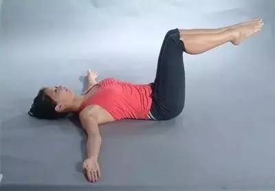 普拉提脊椎灵活训练30分钟,普拉提脊柱发力训练方法慢动作