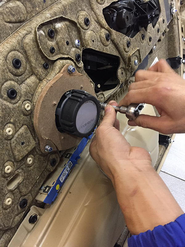 宝马5系改装音响品牌推荐,宝马5系汽车音响改装套装