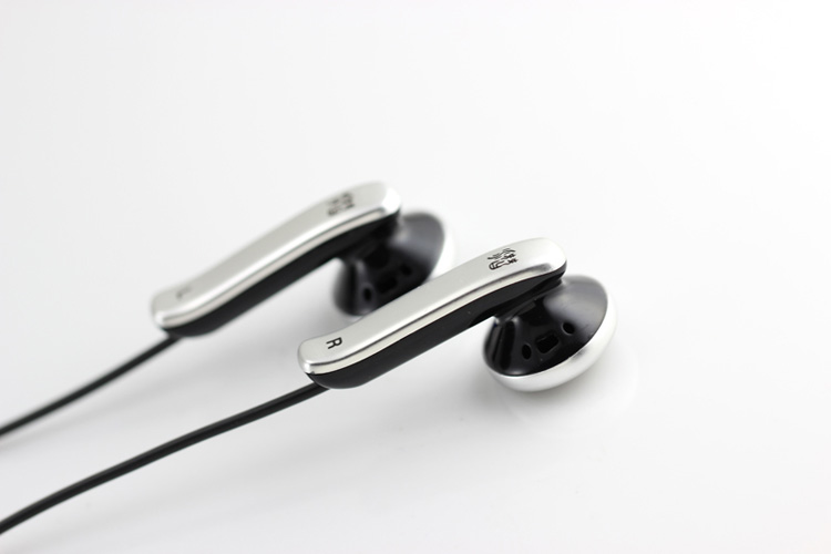 决战百元之颠——优秀的百元级耳机（耳塞）比拼记（第三季中）