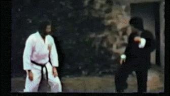 曾经打败李小龙的独臂武士,很多人打得过李小龙