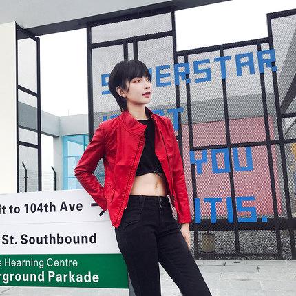 青年秋冬皮夹克穿搭,中长款皮夹克怎么穿才好看