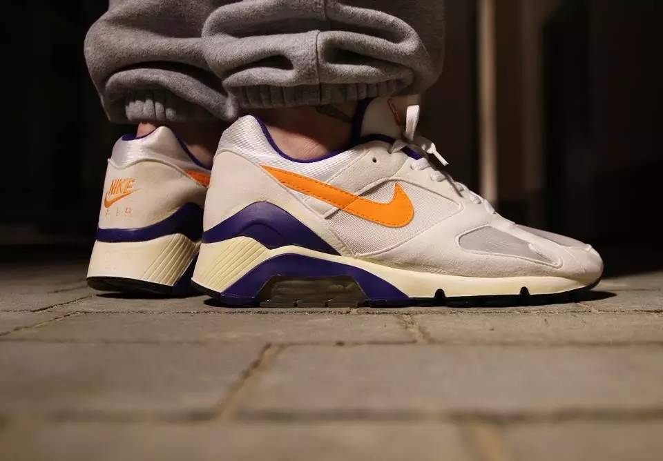 即使你不是球鞋迷，都必须有一双的AirMax