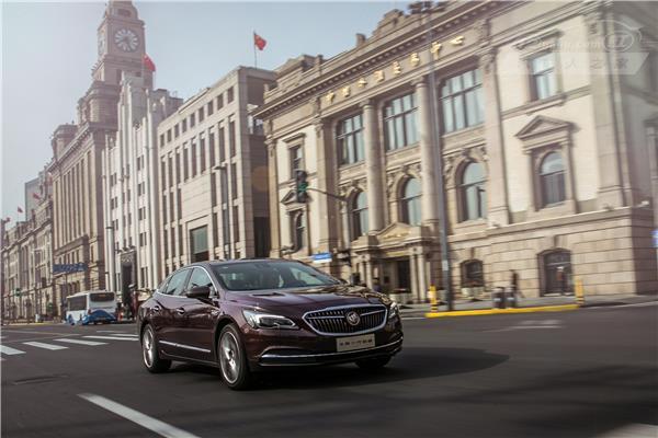 别克君越全新换代上市试驾,别克君越652t豪华版试驾视频