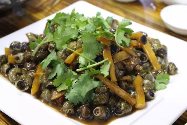 勾魂的黎塘风味烧烤店正在艾特你！约不约？