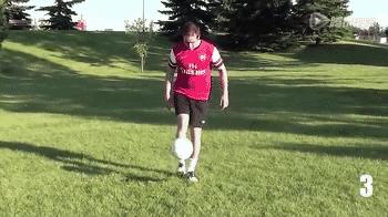 颠球12部位教学,颠球技巧100个