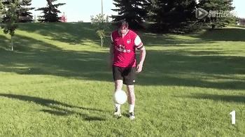 颠球12部位教学,颠球技巧100个