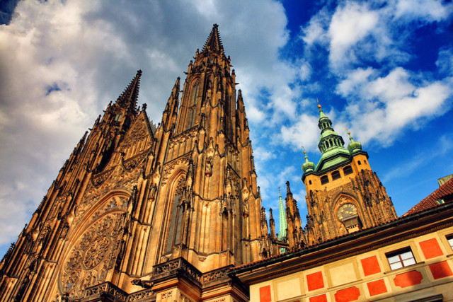 别光顾着听歌了，来看看布拉格吧