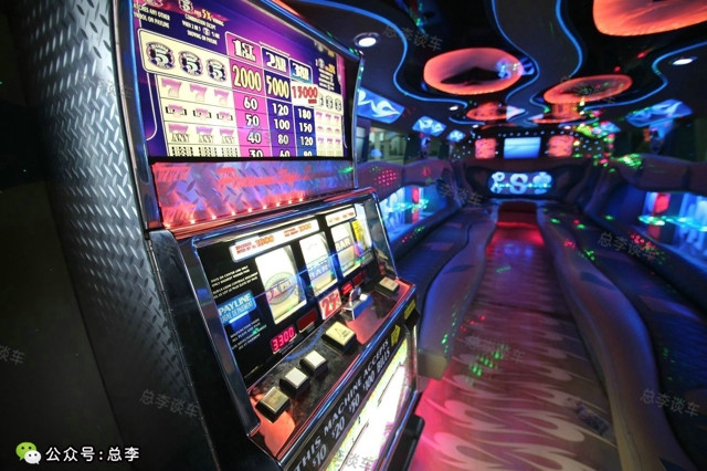 绝版超长悍马，太霸气，看内饰还以为是KTV呢，流动的奢华*场赌**