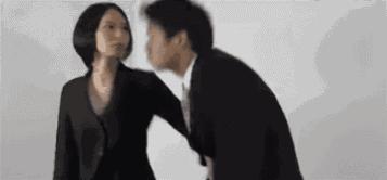 妈蛋世界不安全，姐要变女侠了！