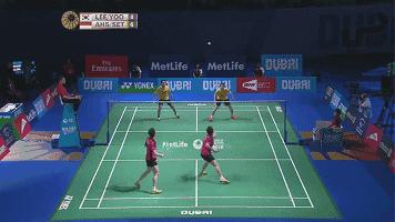 双打可以变换站位吗,双打可以错位接球吗