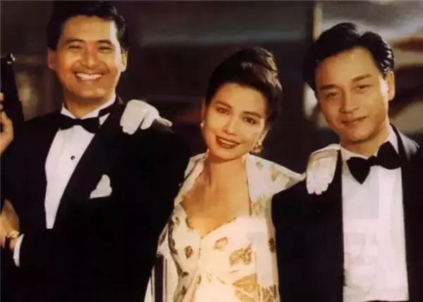 周润发经典电影片段小偷,周润发张国荣经典港片推荐