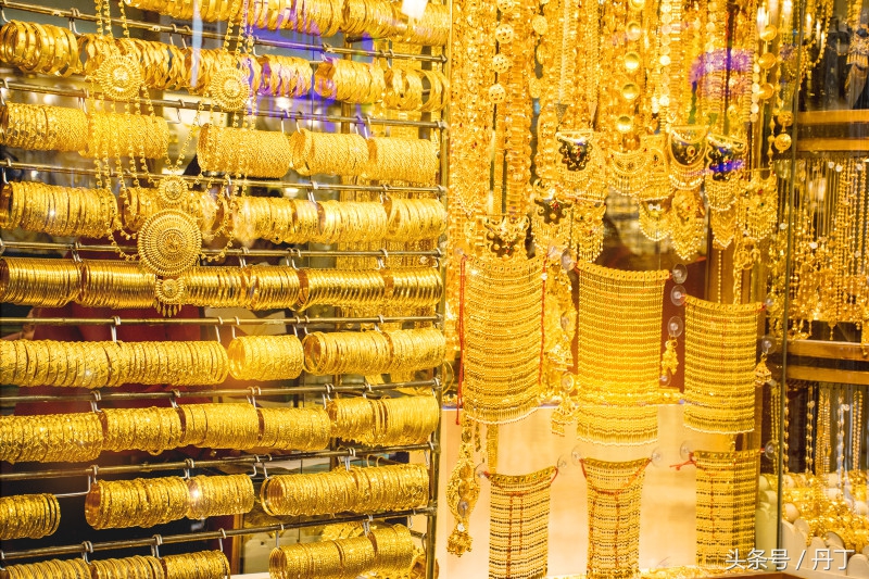 你们以为迪拜土豪遍地都是黄金吗,迪拜遍地黄金的印象是怎么来的