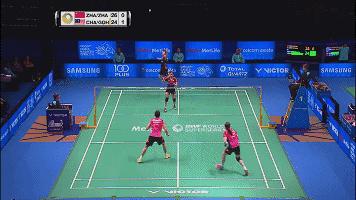 双打可以变换站位吗,双打可以错位接球吗