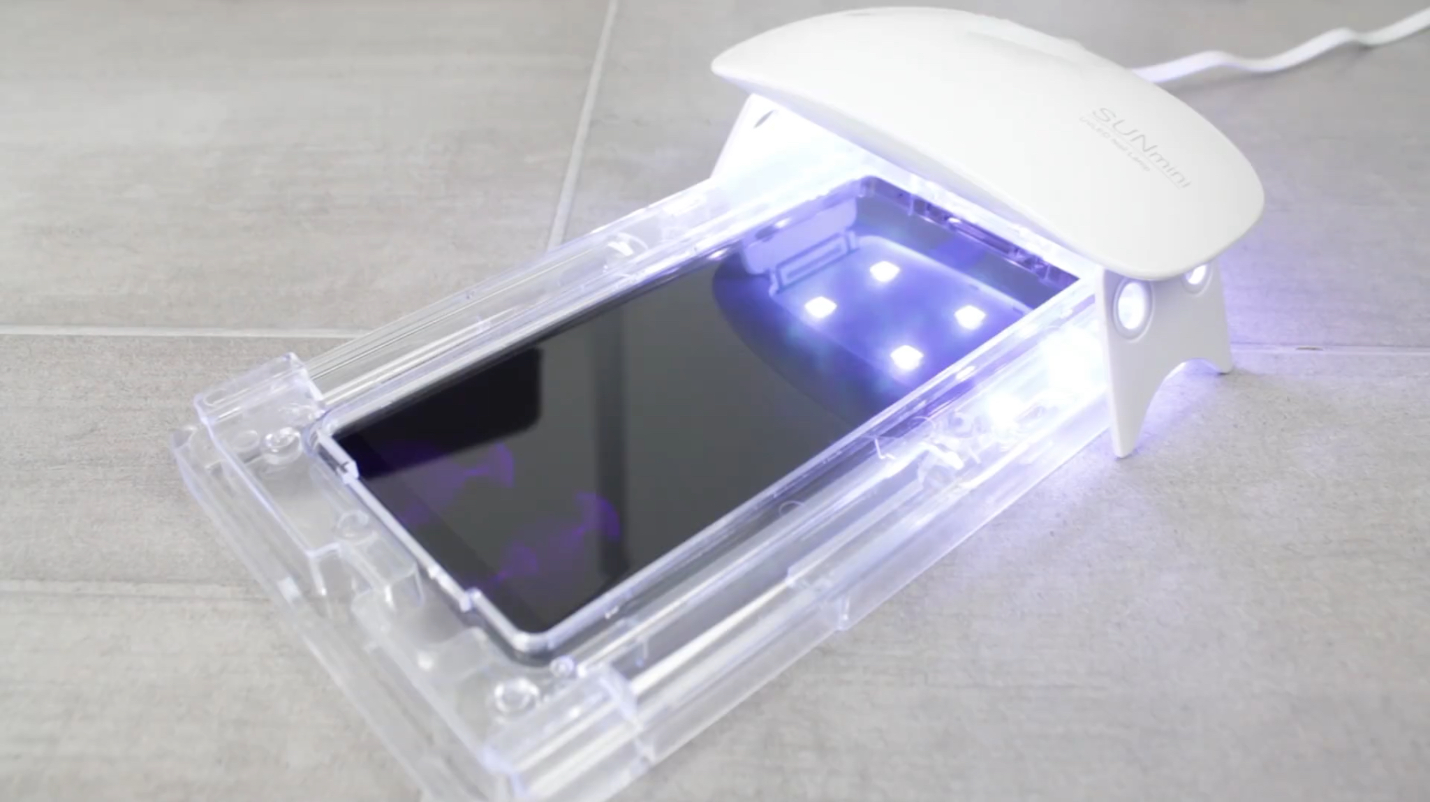 如何不用神器，也能将Note8的钢化膜贴得完美？