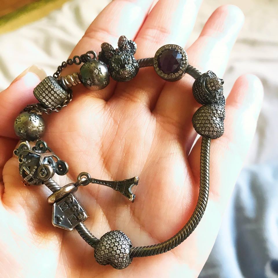 潘多拉变色网友欲哭无泪！先别哭，看潘多拉公司怎么说！