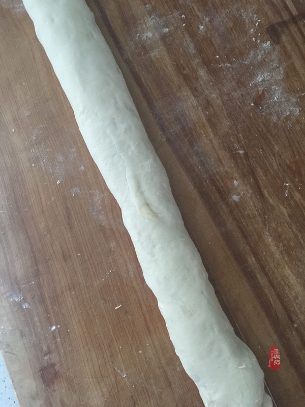 外皮酥脆馅料浓郁,外皮焦香酥脆内馅丰富柔软