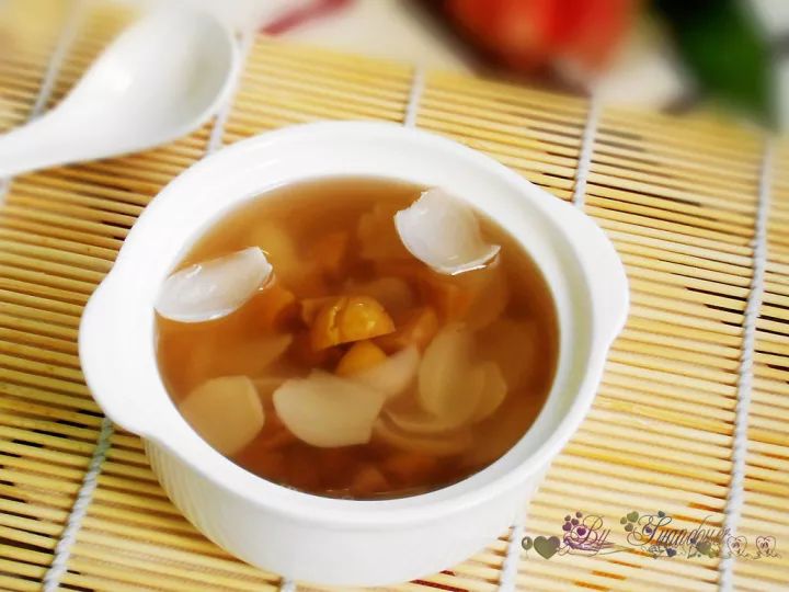 养肺润肺的最佳食谱,百合养肺排毒食疗方法