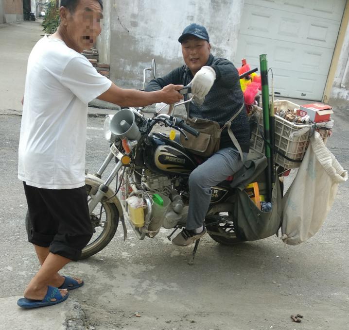 摩托车可以做什么小本生意,开一辆摩托车可以做什么生意