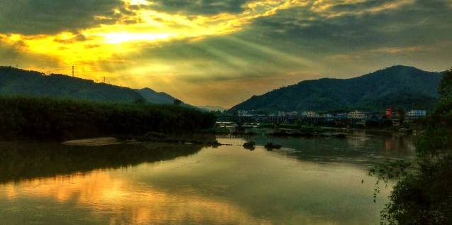 广东怀集县龙岩洞著名景点,广东溶洞旅游攻略大全