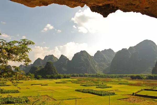 广东怀集县龙岩洞著名景点,广东溶洞旅游攻略大全