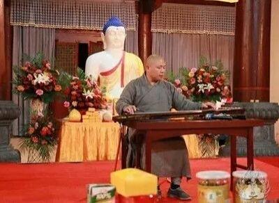 唱歌、弹吉他！少林寺举办“忘月诗会”,释永信鼓励僧众能文能武