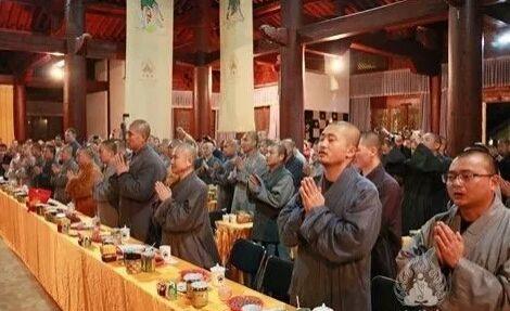 唱歌、弹吉他！少林寺举办“忘月诗会”,释永信鼓励僧众能文能武