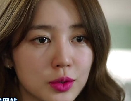 豆沙色口红是啥样儿的,太阳的后裔同款口红是什么颜色