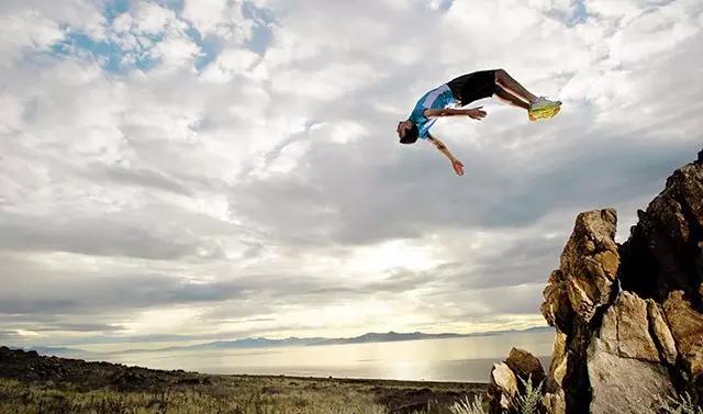 比阿迪好的跑鞋,比阿迪达斯和耐克好的鞋