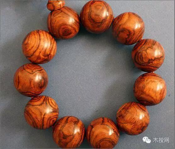 菩提手串和檀木手串用什么油保养,木质手串每天盘玩多长时间合适