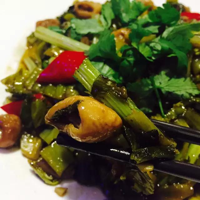 勾魂的黎塘风味烧烤店正在艾特你！约不约？