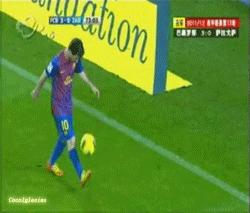 我竟无言以对原版视频,踢得不错但就是不会颠球