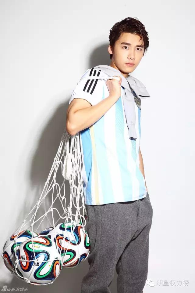 李易峰周杰伦做游戏,李易峰爱篮球郭艾伦