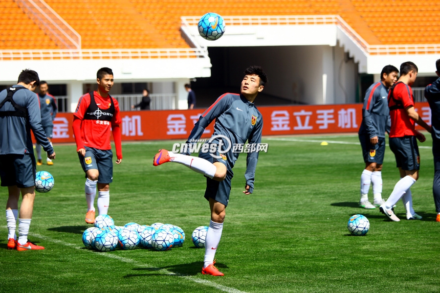 国足西安演出,国足武磊全场直播