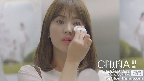 豆沙色口红是啥样儿的,太阳的后裔同款口红是什么颜色