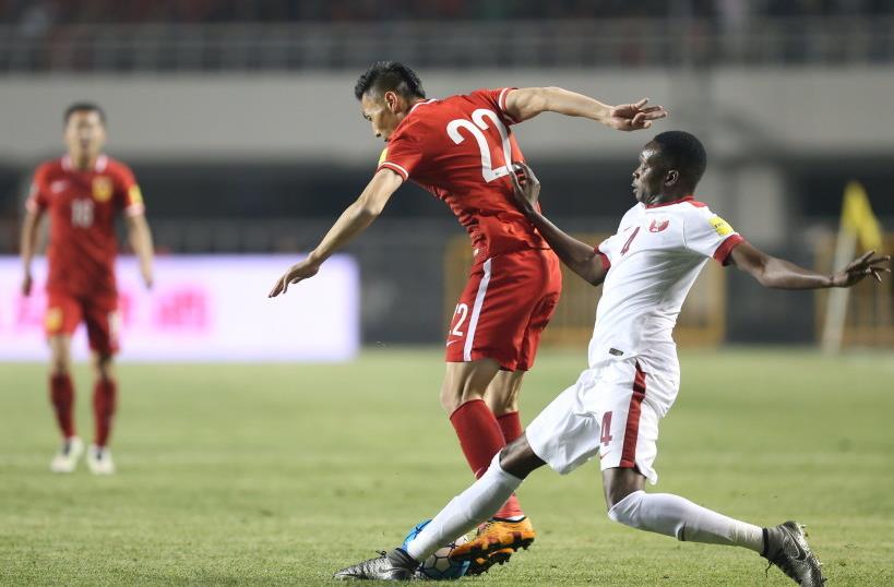 国足晋级呐喊,国足出线之夜沈阳