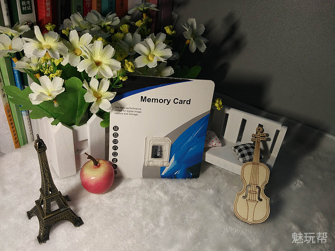 你驾驶，她帮你看风景