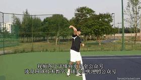 网球发球的纠正方法,网球发球不稳定的原因