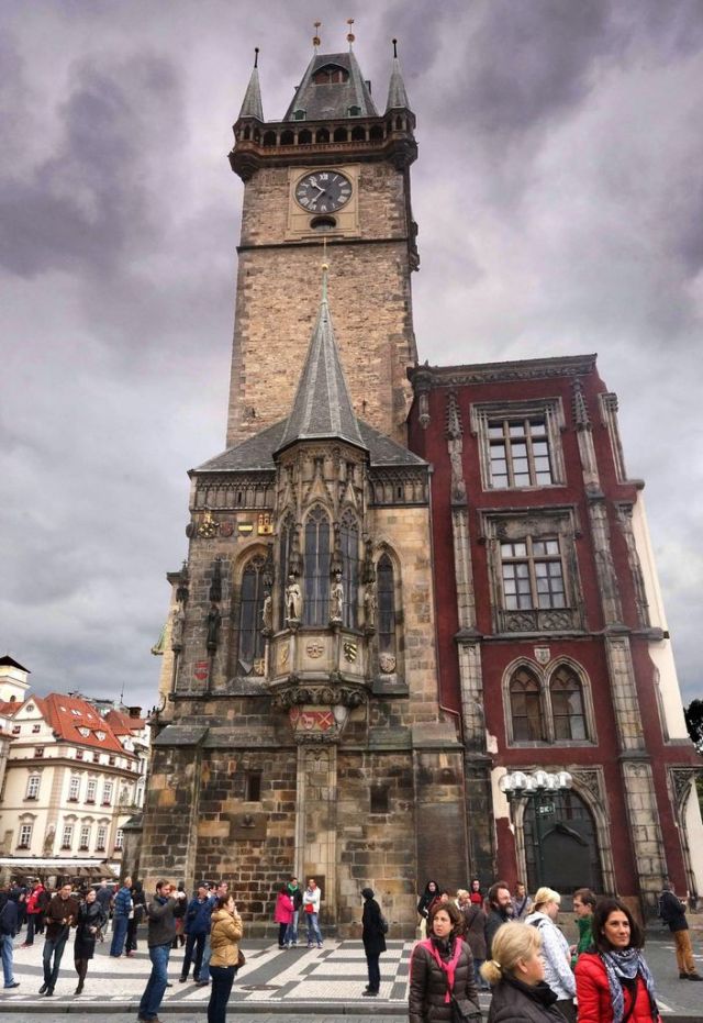 别光顾着听歌了，来看看布拉格吧
