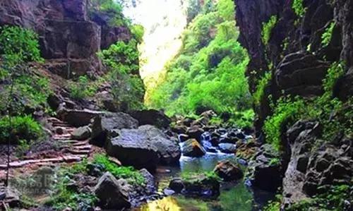 离石林不到20公里的地方，隐藏着昆明人没发现的苗王寨