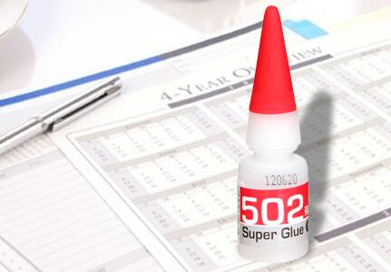 车门把手被502胶水粘住了如何搞掉,502胶水把衣服黏住了变硬怎么办