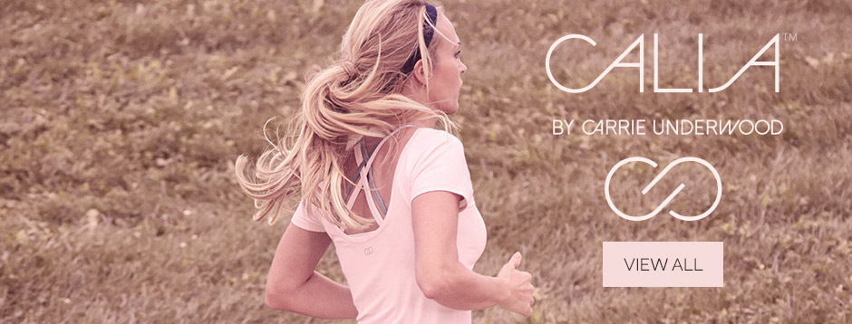 靠着外婆给的300美元，他开了一家体育用品店，最后还成了世界500强