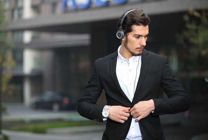 hifi入门用耳机还是音响,hifi耳机入门最便宜