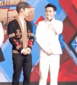 鹿晗和关晓彤现在是情侣吗,鹿晗和关晓彤是真情侣吗