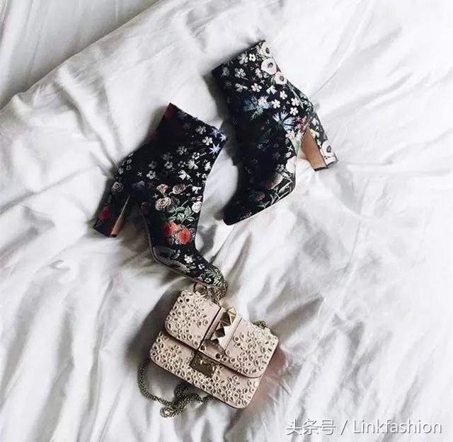 粗跟鞋怎么搭配显白显瘦,显高显瘦显腿长粗跟马丁靴