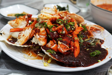 吃螃蟹会导致流产的说法正确吗,为什么有人说吃螃蟹会流产