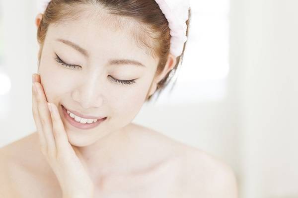 奥尔滨雪肌,奥尔滨跟ipsa哪个好用