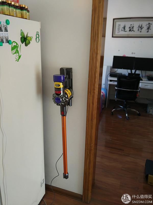 用过戴森才知道家里多脏,dyson戴森吸尘器v10宣传