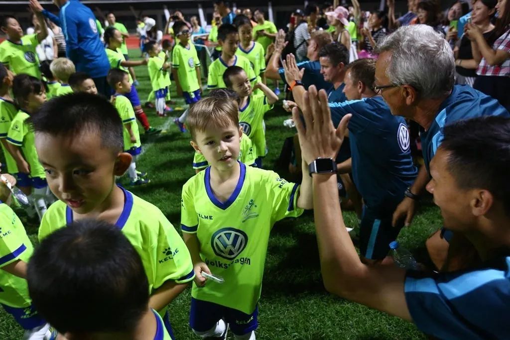 大众青训,为什么大众汽车援助德国