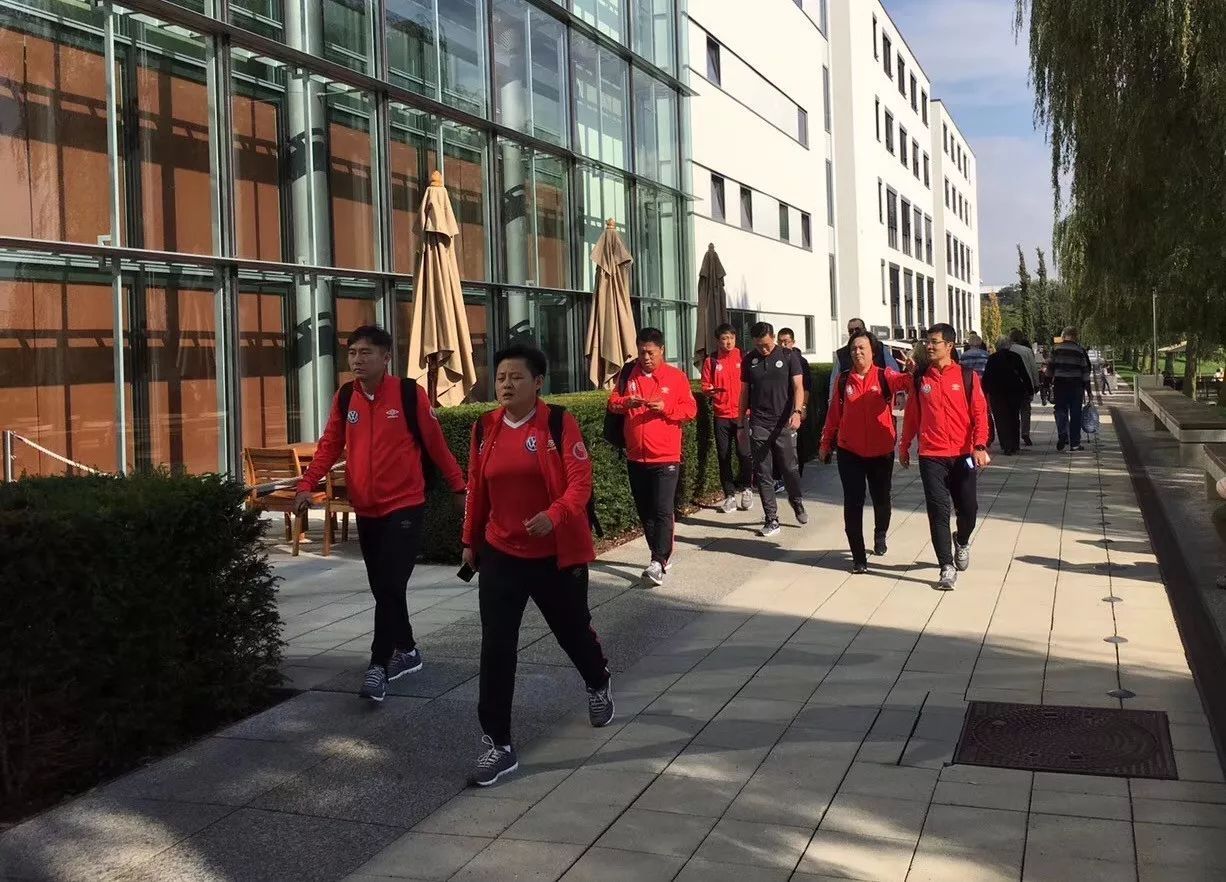 大众青训,为什么大众汽车援助德国