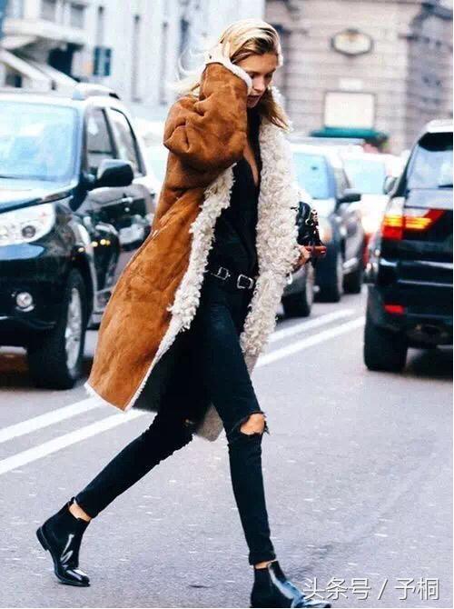 时尚马丁短靴洋气上档次运动,百搭舒适显瘦款春秋款马丁短靴